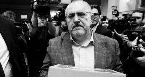 Putin Baiter Barred From Contesting Russia Presidential Poll