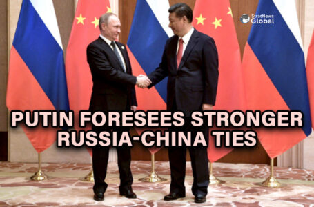 Vladmir Putin with Xi Jinping