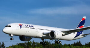New Zealand To Seize LATAM Boeing 787’s Black Box