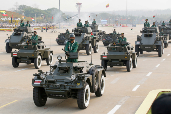  Thai PM: Myanmar Army ‘Losing Strength’