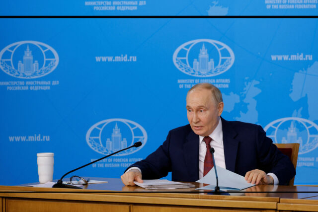 Putin,deputy defence minister, relative