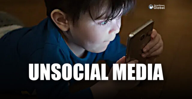 Spain Plans laws to protect children from Social media