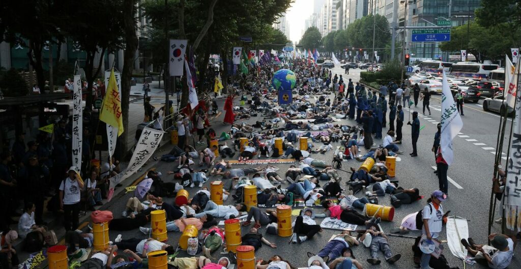 March in Seoul