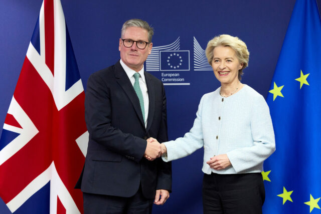 British PM Keir Starmer with European Commission President Ursula von der Leyen