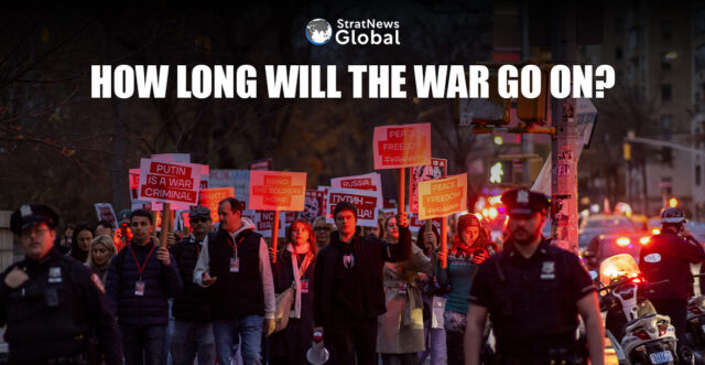 People march down 5th Avenue as they take part in a protest marking the approaching 1000th day of Russia's full-scale invasion of Ukraine on the 24th February 2022, in New York City, U.S. November 17, 2024. REUTERS/Eduardo Munoz