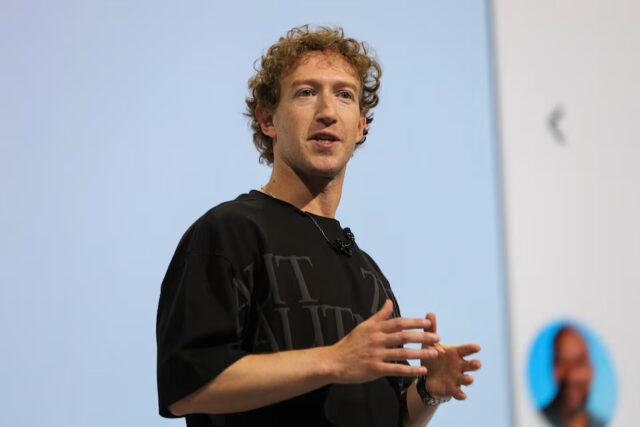 3PNOV6GSUNKMVKLDH2VXYLF3KE Meta CEO Mark Zuckerberg makes a keynote speech during the Meta Connect annual event, at the company's headquarters in Menlo Park, California, U.S. September 25, 2024. REUTERS/Manuel Orbegozo/File Photo