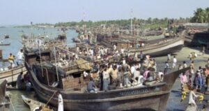 India Bangladesh Plan Mid-Sea Exchange of Fishermen, Boats