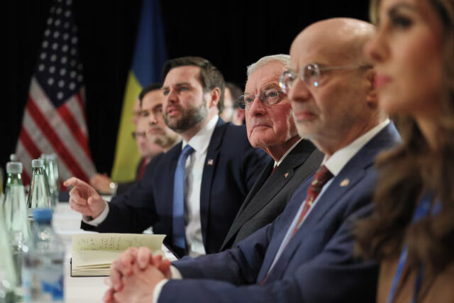 MEDMHGMAOJJTDBICJYWYDZR6YY U.S. special envoy for Russia and Ukraine Keith Kellogg, Vice President JD Vance and Secretary of State Marco Rubio attend a bilateral meeting with Ukrainian President Volodymyr Zelenskiy (not pictured), on the sidelines of the Munich Security Conference (MSC), in Munich, Germany February 14, 2025. REUTERS/Leah Millis