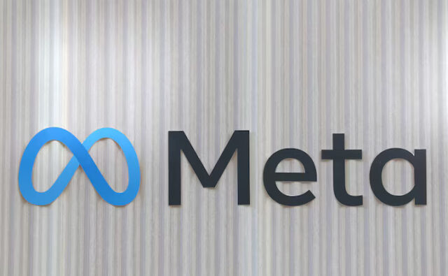5FRY37PI4ZI3RD3THVPKHAKOXU The logo of Meta is seen at the entrance of the company's temporary stand ahead of the World Economic Forum (WEF) in Davos, Switzerland January 18, 2025. REUTERS/Yves Herman/File Photo