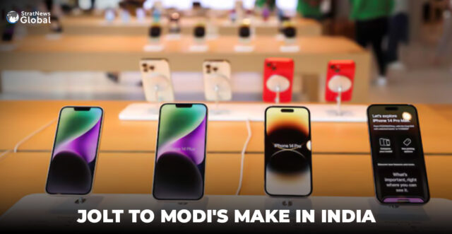 Apple iPhones are seen inside India's first Apple retail store during a media preview, a day ahead of its launch in Mumbai, India, April 17, 2023. REUTERS/Francis Mascarenhas/File Photo