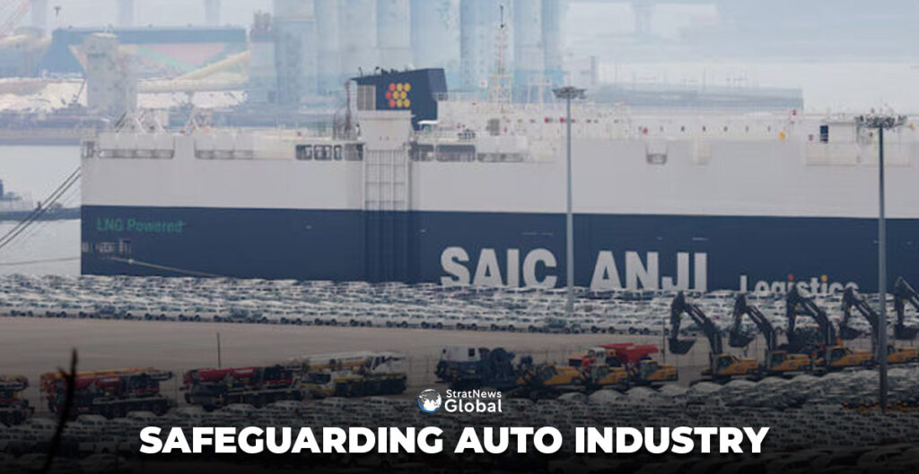 Cars (top) made by South Korea's automaker Kia Motors which is a sister company of South Korea’s biggest automaker company Hyundai Motors are ready to be shipped at the company's shipping yard at a port in Pyeongtaek, South Korea, April 2, 2025. REUTERS/Kim Hong-Ji/File photo