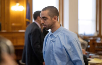 Defendant Hadi Matar arrives for his trial on charges of second-degree attempted murder and second-degree assault dating to an attack on Satanic Verses author Salman Rushdie, at Chautauqua County Court in Mayville, New York, U.S. February 11, 2025. REUTERS/Robert Frank/File Photo