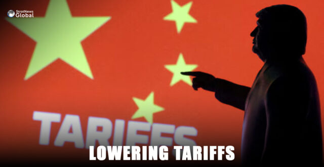 FILE PHOTO: A 3D-printed miniature model depicting U.S. President Donald Trump, Chinese flag and word "Tariffs" in this illustration taken, April 17, 2025. REUTERS/Dado Ruvic/Illustration/File Photo