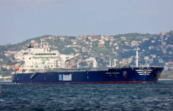 oil tanker