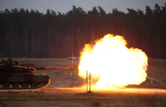 A K2 tank, delivered in the first batch of arms from South Korea under contracts signed in recent months, fires during a military drill at a military range in Wierzbiny near Orzysz, Poland, March 30, 2023. REUTERS/Kacper Pempel/File Photo