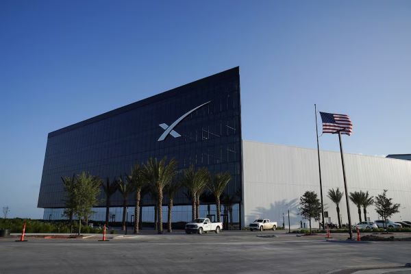 White House Examines SpaceX Contracts As Trump-Musk Dispute Continues
