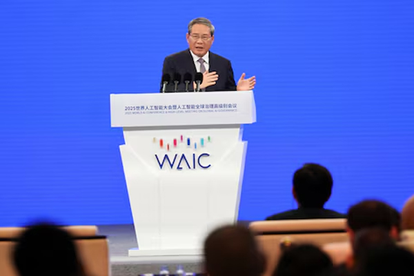 China Proposes Global AI Group, Challenges US Tech Leadership