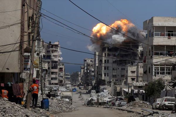 Israeli Tanks Enter Gaza’s Deir Al-Balah, Stirring Fears Among Hostages’ Families