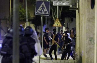 Moroccan community urges calm