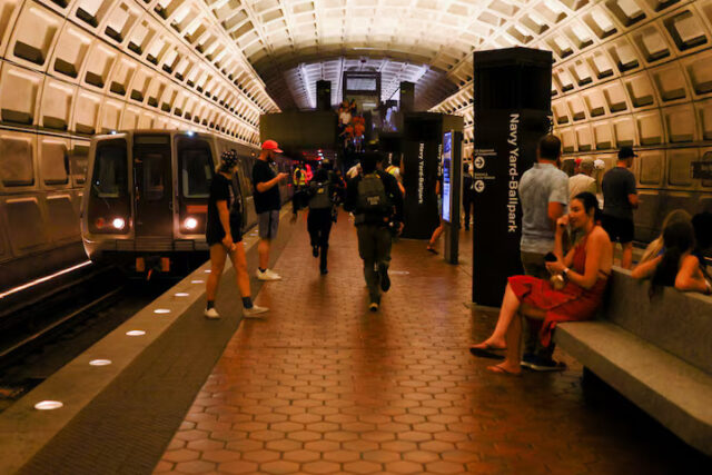 3IO22VUMUNL6DNEXX6HHLDB6CU Members of the FBI and the Diplomatic Security Service (DSS) run at the Navy Yard–Ballpark metro station in Navy Yard in Washington, D.C., U.S., August 15, 2025. REUTERS/Jose Luis Gonzalez/File Photo