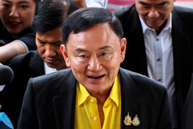 VEWIJZ2C6JM2DJY6XAC6TJRTYA Former Thailand Prime Minister Thaksin Shinawatra arrives at the Criminal court for a lese majeste case, also known as a royal insult case in Bangkok, Thailand, August 19, 2024. REUTERS/Athit Perawongmetha/File Photo