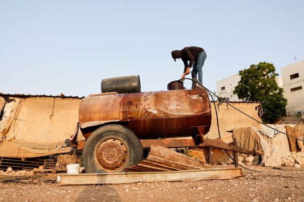 water Palestinians face water crisis