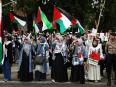 Indonesia: Islamic Group Tells Chief To Quit Over Invitation To Pro-Israel Scholar