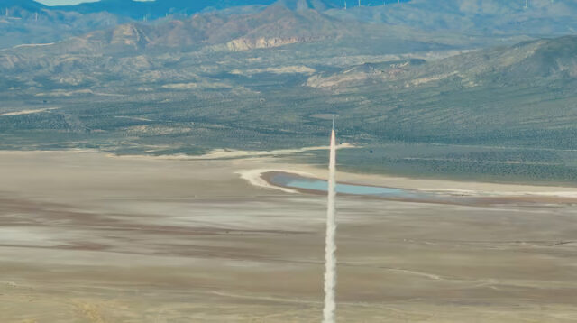 GWJ3NLNOVRIJ7HF37VKLLMWXLE A Castelion hypersonic vehicle is test launched in the Mojave Desert, California, U.S. March 9, 2024. Castelion/Handout via REUTERS.