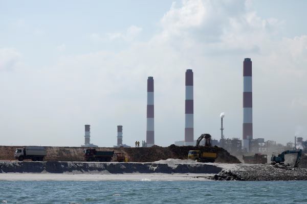 Singapore renewable energy projects