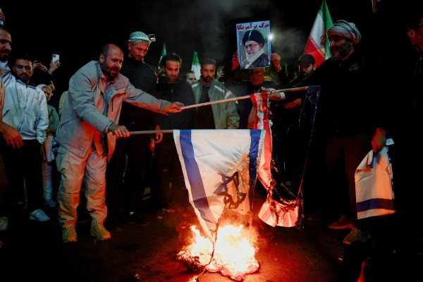 IRAN U.S. CEASEFIRE CONTRADICTIONS TRUMP WEST ASIA ISRAEL PAKISTAN
