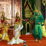 PM Narendra Modi witnessed an episode of Lao Ramayana (called Phalak Phalam or Phra Lak Phra Ram), performed by the prestigious Royal Theatre of Luang Prabang. (Courtesy: @MEAIndia via X)