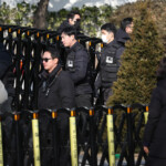 Police officers and investigators leave impeached South Korean President Yoon Suk Yeol's official residence, as investigators were unable to execute an arrest warrant on Friday for Yoon according to the Corruption Investigation Office for High-ranking Officials, in Seoul, South Korea, January 3, 2025. REUTERS/Kim Hong-Ji