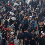 Palestinians, who were displaced to the south at Israel's order during the war, make their way back to their homes in northern Gaza, amid a ceasefire between Israel and Hamas, in the central Gaza Strip, January 27, 2025. REUTERS/Mohammed Salem