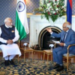 Mauritius President Dharambeer Gokhool welcomes PM Narendra Modi at the State House