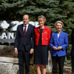 Canada's Prime Minister Mark Carney and his wife Diana Fox Carney pose with European Commission President Ursula von der Leyen and her husband Heiko, as they arrive for the G7 Leaders' Summit in Kananaskis, Alberta, Canada, June 16, 2025. REUTERS/Chris Helgren/Pool