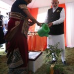 PM Narendra Modi and PM Kamla Persad-Bissessar of Trinidad & Tobago together planted a tree as part of the ‘Ek Ped Maa Ke Naam’ initiative