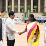 President Bongbong Marcos of the Philippines on his maiden State Visit to India was welcomed by Guard of Honour & ceremonial welcome and he was warmly greeted by President Droupadi Murmu and PM Narendra Modi at the forecourt of Rashtrapati Bhavan