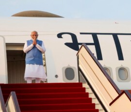 PM Narendra Modi has arrived in Muscat, Oman and he was received by the Deputy Prime Minister for Defence Affairs Sayyid Shihab bin Tarik Al Said and was accorded a ceremonial welcome