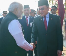PM Narendra Modi was accorded a ceremonial welcome at Perdana Putra on his Official Visit to Malaysia