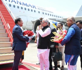 Maharashtra Governor Jishnu Dev Varma welcomed the President of Myanmar, U Min Aung Hlaing, upon his arrival in Mumbai