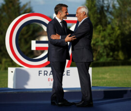 French President Emmanuel Macron greets European Council President Antonio Costa during the G7 summit in Evian-les-Bains, France, June 15, 2026. REUTERS/Isabel Infantes/Pool