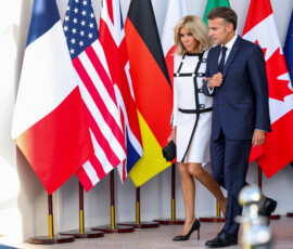 French President Emmanuel Macron and his wife Brigitte Macron walk during the G7 summit in Evian-les-Bains, France, June 15, 2026. REUTERS/Isabel Infantes/Pool