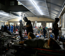 People receive treatment in a field hospital in the aftermath of earthquakes, in La Guaira, Venezuela, June 24, 2026. REUTERS/Maxwell Briceno TPX IMAGES OF THE DAY
