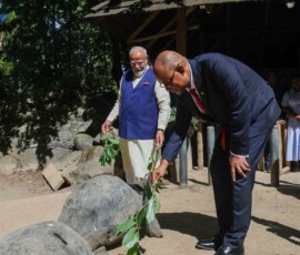 PM Modi along with President Dr. Patrick Herminie visited the Giant Tortoise Enclosure at the Seychelles National Botanical Garden.