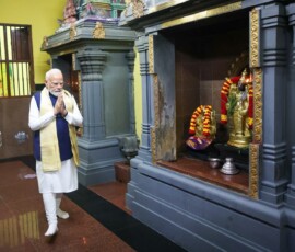 PM Narendra Modi offered prayers at the Arulmigu Navasakthi Vinayagar Temple in Victoria, Seychelles