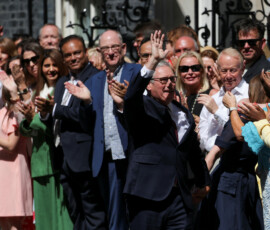 British Prime Minister Keir Starmer walks with his wife Victoria Starmer after delivering a statement outside 10 Downing Street before resigning and transferring power to new Labour Party leader Andy Burnham, in London, Britain, July 20, 2026. REUTERS/Kevin Coombs