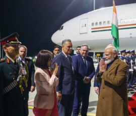 PM Modi has arrived in Auckland, marking the first visit by an Indian Prime Minister to New Zealand in 40 years