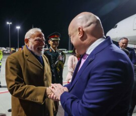 PM Modi has arrived in Auckland, marking the first visit by an Indian Prime Minister to New Zealand in 40 years